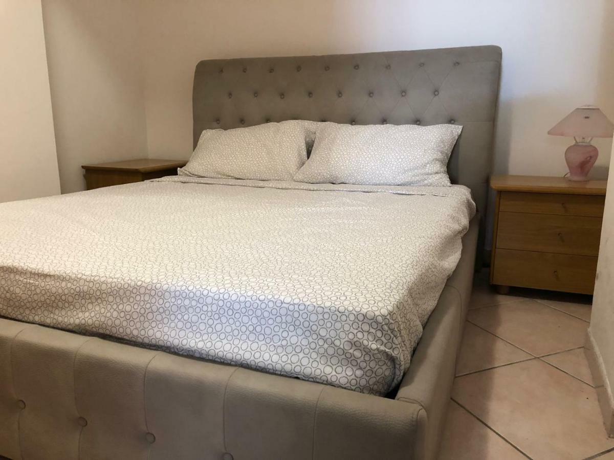 Andrew'S Apartment - Mulinia Residence Acireale Bagian luar foto